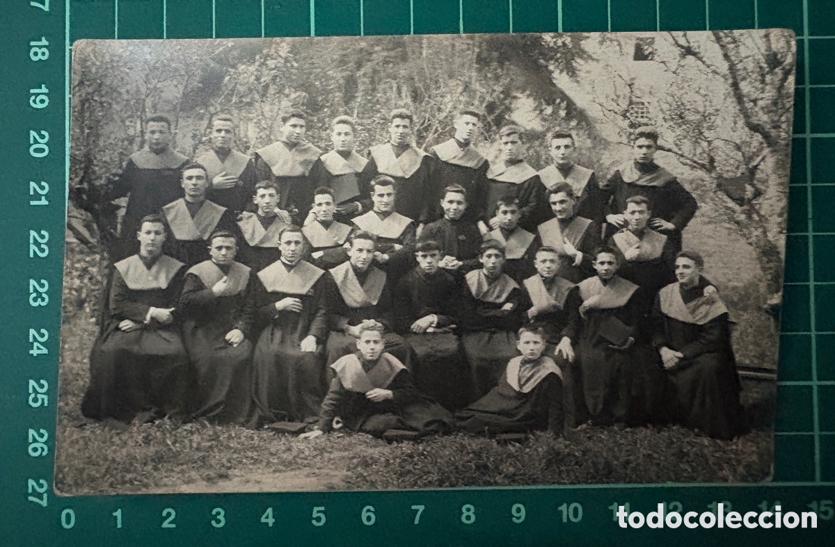 Fotograf&iacute;a antigua: F018-Foto antigua c. 1926-1928. Grupo de seminaristas j&oacute;venes. Santiago