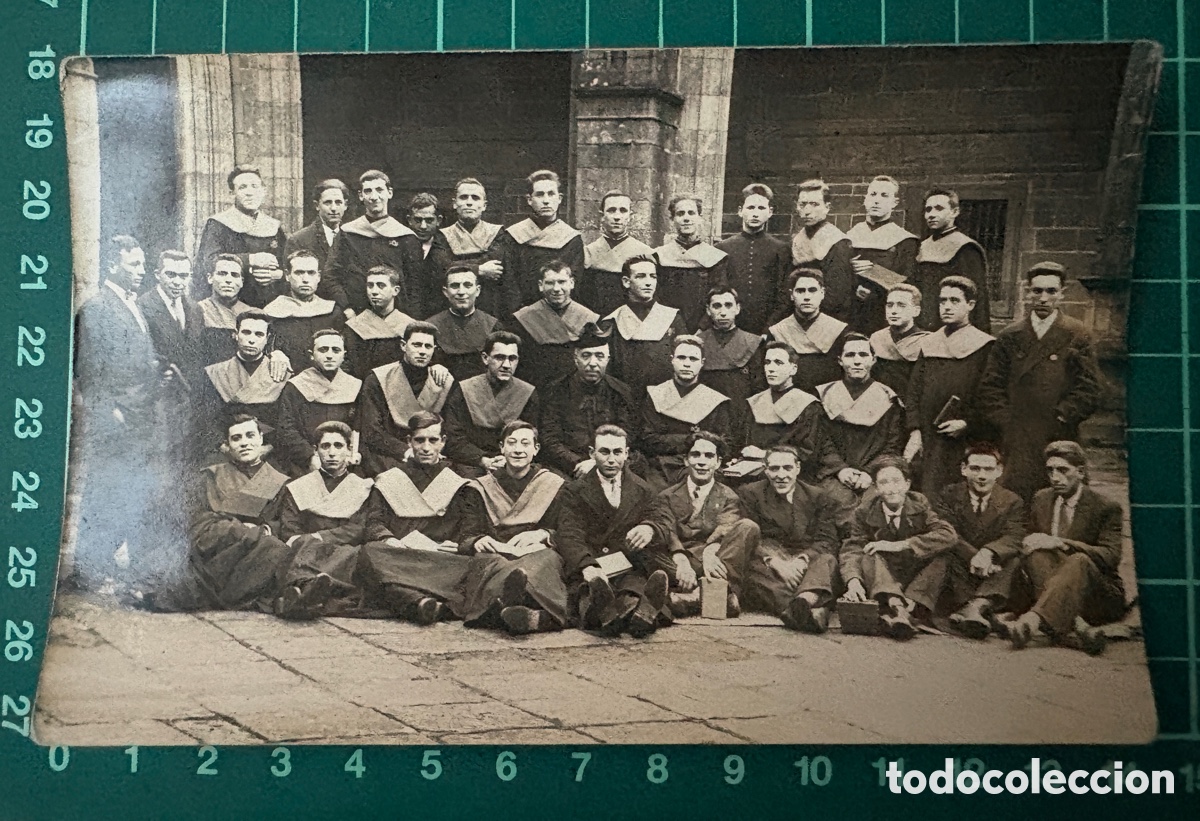 Fotograf&iacute;a antigua: F019-Foto antigua c. 1933. Promoci&oacute;n Seminario Mayor de Santiago de Compostela.