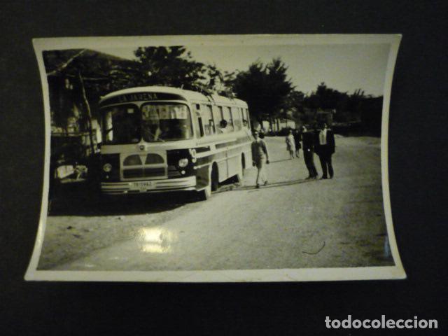 Fotograf&iacute;a antigua: LA JARA TOLEDO AUTOBUS DE LA EMPRESA LA JARE&Ntilde;A ANTIGUA FOTOGRAFIA 7,5 X 10,5 CM