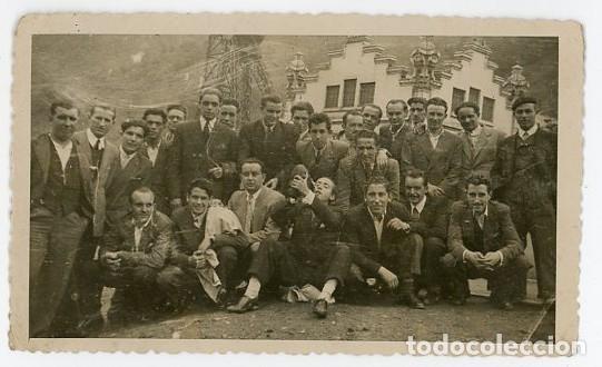 Fotografia antica: SAMU&Ntilde;O. LANGREO. ASTURIAS. GRUPO EN EL POZO SAN LUIS. MINA. A&Ntilde;OS 40