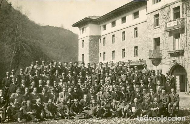 Photographie ancienne: COVADONGA. ASTURIAS. MERAS. EJERCICIOS ESPIRITUALES SELLO DEL FOTOGRAFO EN EL DORSO.