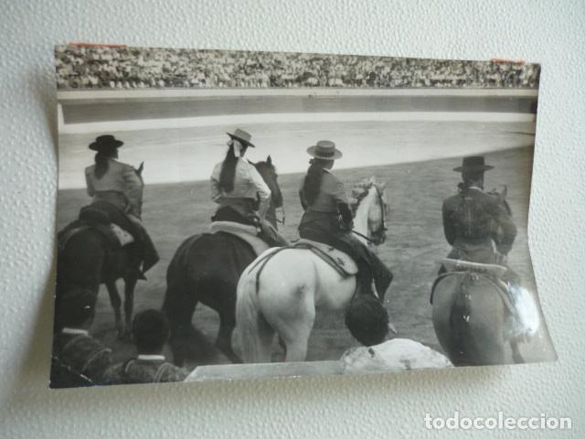 Antique Photography: OLIVENZA BADAJOZ LOLITA MU&Ntilde;OZ PRINCESA DE PARIS REJONEADORAS ANTIGUA FOTOGRAFIA ORIGINAL 18 X 12 CM