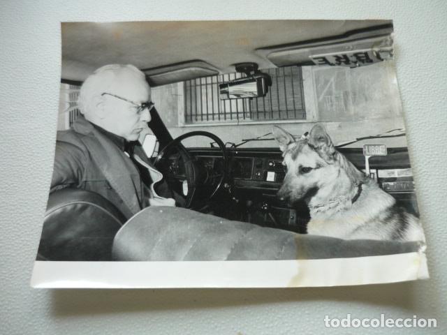 Alte Fotografie: VALENCIA EL TAXISTA JUAN GUIJOSA ANTIGUA FOTOGRAFIA ORIGINAL 24 X 18 CM