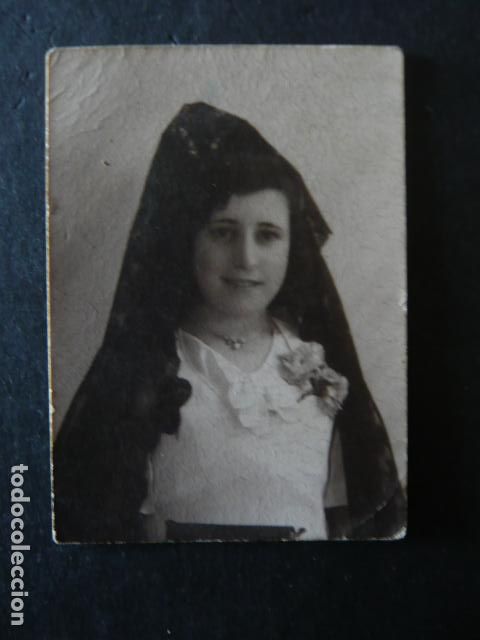 Antique Photography: TOLEDO RETRATO DE MUJER CON MANTILLA RODRIGUEZ FOTOGRAFO 4 X 5,5 CM