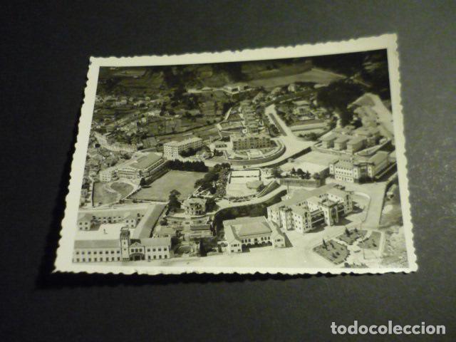 Fotograf&iacute;a antigua: MARIN PONTEVEDRA ACADEMIA NAVAL MILITAR VISTA AEREA ANTIGUA FOTOGRAFIA 8,5 X 11,5 CM