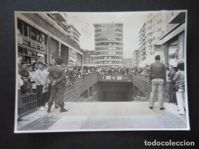 Antique Photography: BILBAO ATENTADO TERROSTISTAS ETA ASESINATO DE POLICIAS Y ESPOSA ANTIGUA FOTOGRAFIA 18 X 24 CM