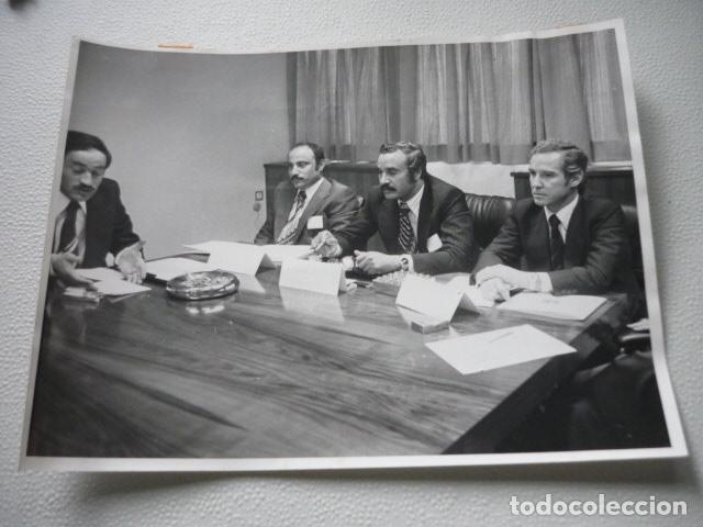 Fotograf&iacute;a antigua: PRESIDENTE ARESBANK ABDULWAHAB AL TAMMAR BANCO ARABE ESPA&Ntilde;OL ANTIGUA FOTOGRAFIA ORIGINAL 24 X 18 CM