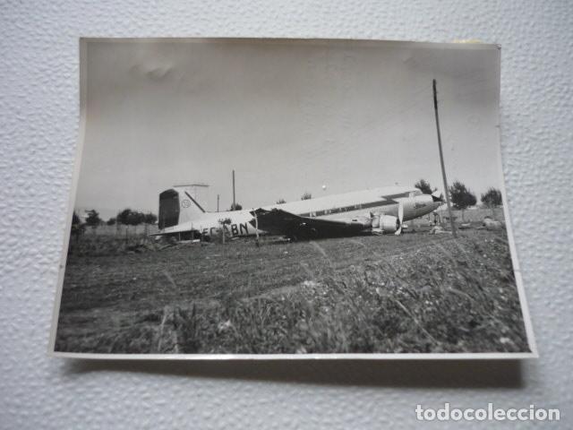 Alte Fotografie: PALMA DE MALLORCA ATERRIZAJE FORZOSO DE AVION ANTIGUA FOTOGRAFIA ORIGINAL 9 X 13 CM
