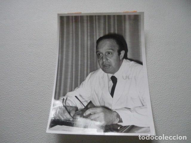 Fotograf&iacute;a antigua: DOCTOR LOPEZ DORIGA GINECOLOGO ANTIGUA FOTOGRAFIA ORIGINAL 13 X 18 CM