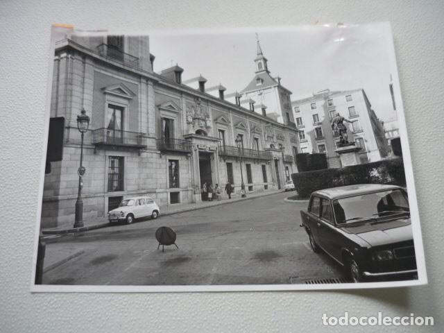 Fotografia antiga: MADRID EDIFICIOS DEL AYUNTAMIENTO ANTIGUA FOTOGRAFIA ORIGINAL 18 X 24 CM