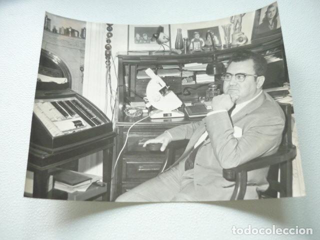 Fotografia antiga: GUSTAVO LEOZ OFTALMOLOGO ANTIGUA FOTOGRAFIA ORIGINAL 18 X 24 CM