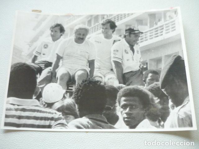 Fotografia antica: JACKY ICKX CORREDOR AUTOMOVILISMO ANTIGUA FOTOGRAFIA ORIGINAL 18 X 24 CM