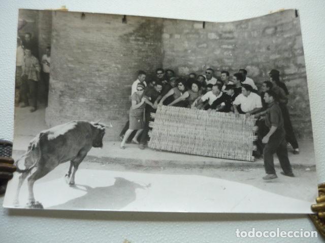 Fotografia antica: ENCIERRO TAURINO ANTIGUA FOTOGRAFIA ORIGINAL 18 X 24 CM