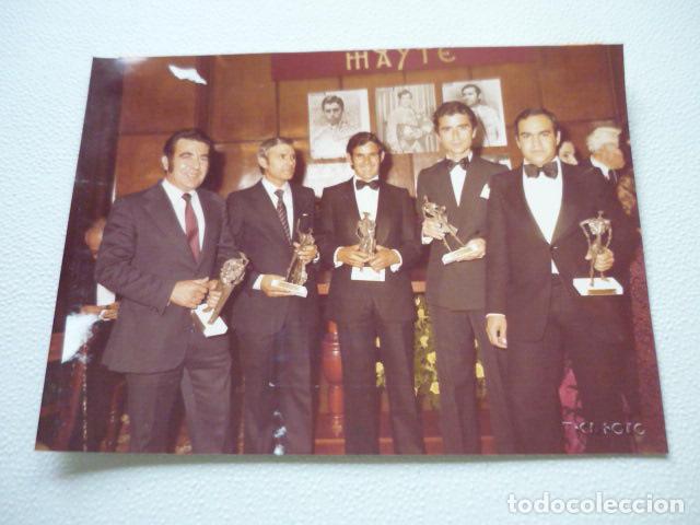 Fotografia antica: MADRID PREMIO MAYTE FERIA DE SAN ISIDRO ANTIGUA FOTOGRAFIA ORIGINAL 20 X 15 CM
