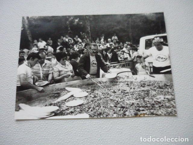 Alte Fotografie: RADIO NACIONAL DE ESPA&Ntilde;A MADRID FIESTA EN CASA DE CAMPO ANTIGUA FOTOGRAFIA ORIGINAL 13 X 18 CM