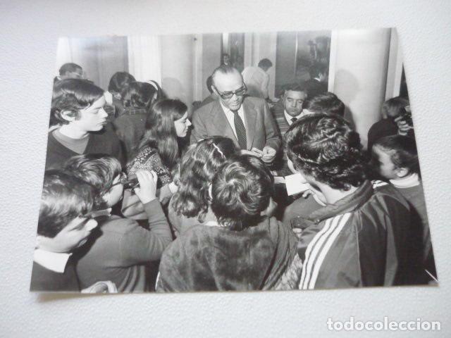 Antique Photography: MADRID PALACIO DE LA MONCLOA PROGRAMA RADIO CALVO SOTELO ANTIGUA FOTOGRAFIA ORIGINAL 24 X 18 CM