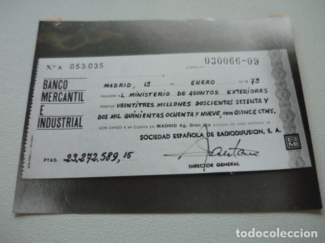 Fotograf&iacute;a antigua: CHEQUE AYUDA A MANAGUA CADENA SER ANTIGUA FOTOGRAFIA ORIGINAL 18 X 24 CM