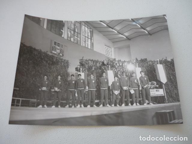 Fotografia antica: ORENSE CONCURSO CESTA Y PUNTOS EQUIPO COLEGIO SANTA MARIA ANTIGUA FOTOGRAFIA ORIGINAL 23 X 18 CM