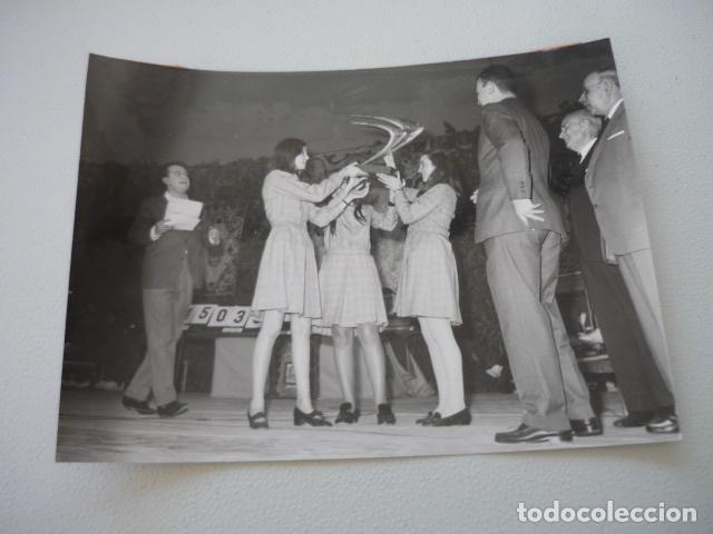 Alte Fotografie: ORENSE CONCURSO CESTA Y PUNTOS EQUIPO GANADOR SS CC SANTANDER FOTOGRAFIA ORIGINAL 18 X 23 CM