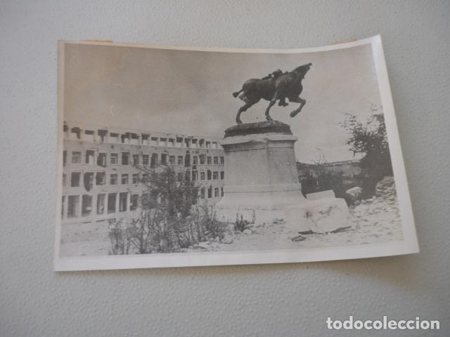 Alte Fotografie: GUERRA CIVIL ESPA&Ntilde;OLA MADRID CASA DE VELAZQUEZ DESTRUIDA FOTOGRAFIA DE PRENSA 12 X 18 CM