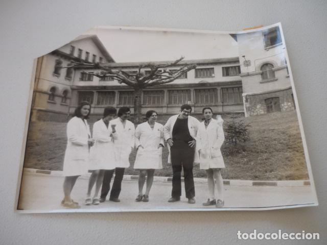 Fotograf&iacute;a antigua: OVIEDO ASTURIAS HOSPITAL PSIQUIATRICO LA CADELLADA ANTIGUA FOTOGRAFIA ORIGINAL 18 X 24 CM