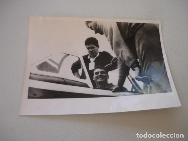 Photographie ancienne: BILBAO AEROPUERTO SONDICA III CAMPEONATO ACROBACIA AEREA 1964 ANTIGUA FOTOGRAFIA ORIGINAL 13 X 18 CM