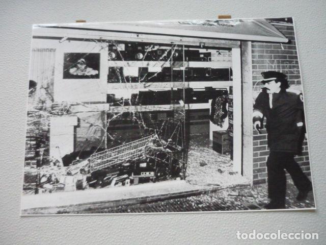 Photographie ancienne: BARCELONA ATENTADO ETA TERRORISMO ANTIGUA FOTOGRAFIA ORIGINAL 18 X 24 CM