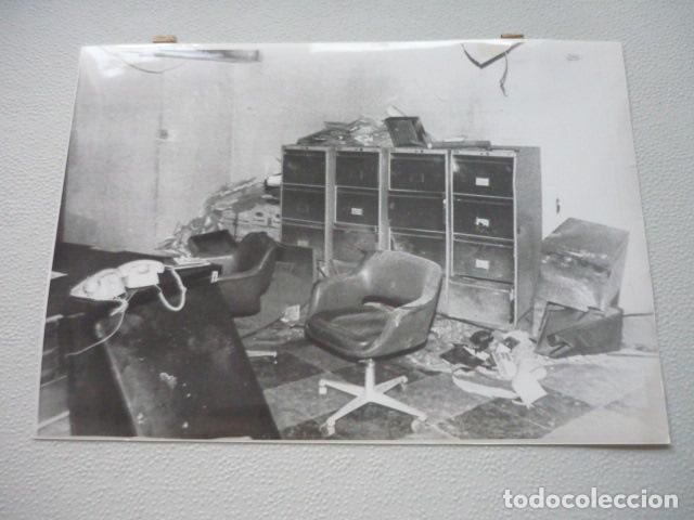 Fotografia antiga: BARCELONA ATENTADO ETA TERRORISMO ANTIGUA FOTOGRAFIA ORIGINAL 18 X 24 CM