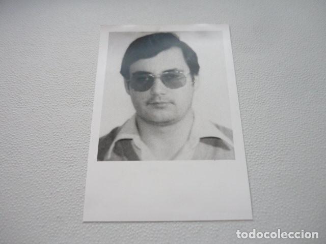 Fotografia antiga: OYARZUN GUIPUZCOA GUARDIA CIVIL FALLECIDO ATENTADO ETA ANTIGUA FOTOGRAFIA ORIGINAL 18 X 13 CM