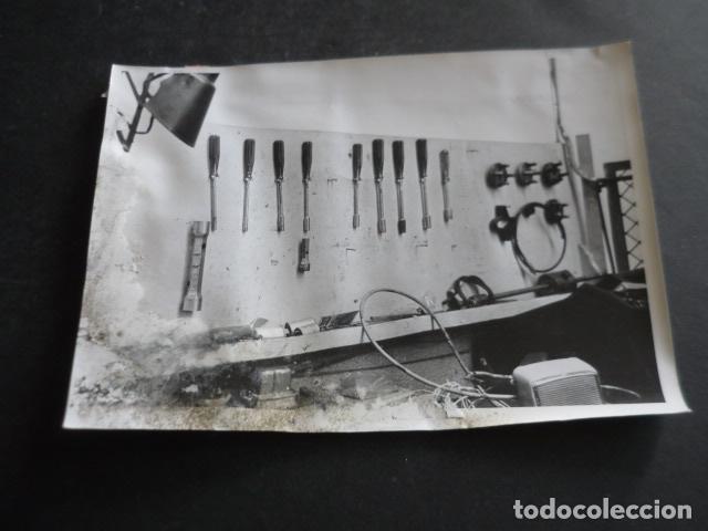 Alte Fotografie: MADRID TALLER MECANICO BANCO DE TRABAJO ANTIGUA FOTOGRAFIA ORIGINAL 18 X 12 CM