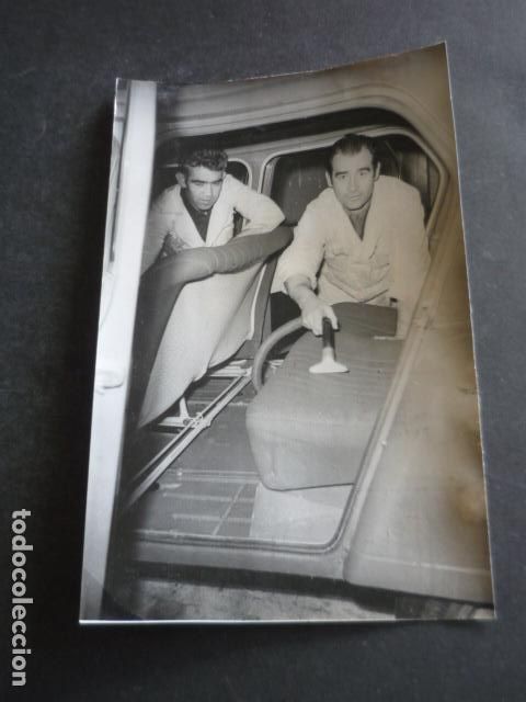 Alte Fotografie: MADRID SERVICIO OFICIAL DE CITROEN TALLER ANTIGUA FOTOGRAFIA ORIGINAL 18 X 12 CM