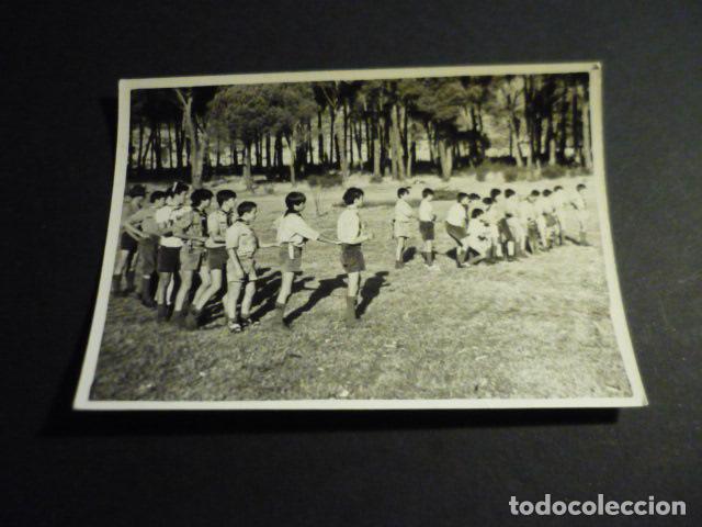 Fotografia antiga: BOY SCOUTS EXPLORADORES ESCULTISMO ANTIGUA FOTOGRAFIA 7,5 X 10,5 CM