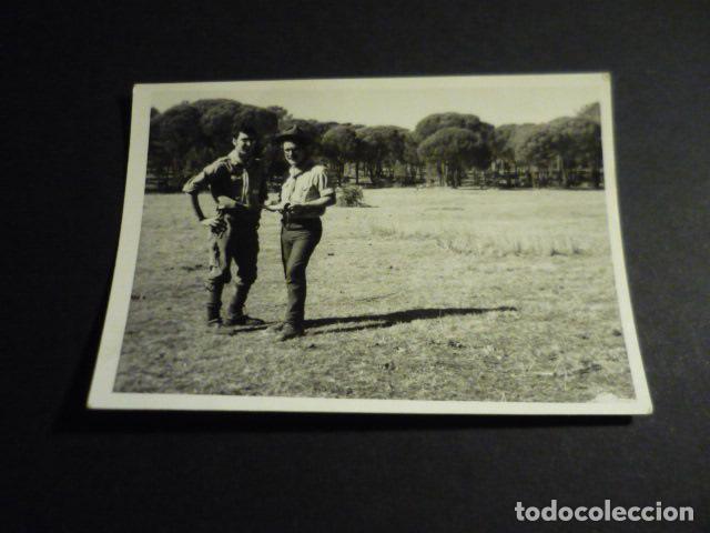 Fotografia antica: BOY SCOUTS EXPLORADORES ESCULTISMO ANTIGUA FOTOGRAFIA 7,5 X 10,5 CM