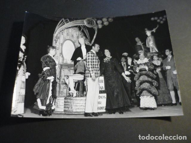Alte Fotografie: MADRID TEATRO DE LA ZARZUELA REVISTA MUSICAL LA PELIRROJA VIRMA GONZALEZ ANTIGUA FOTOGRAFIA 13 X 18