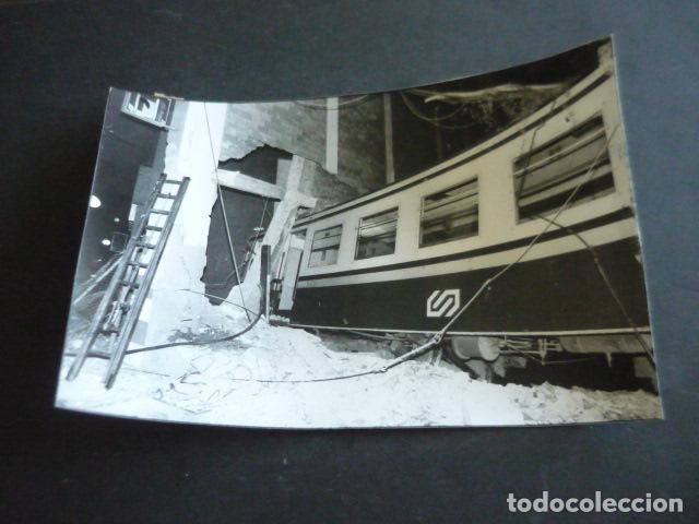 Alte Fotografie: HOSPITALET DE LLOBREGAT BARCELONA ACCIDENTE FERROVIARIO ANTIGUA FOTOGRAFIA ORIGINAL 15,5 X 23 CM