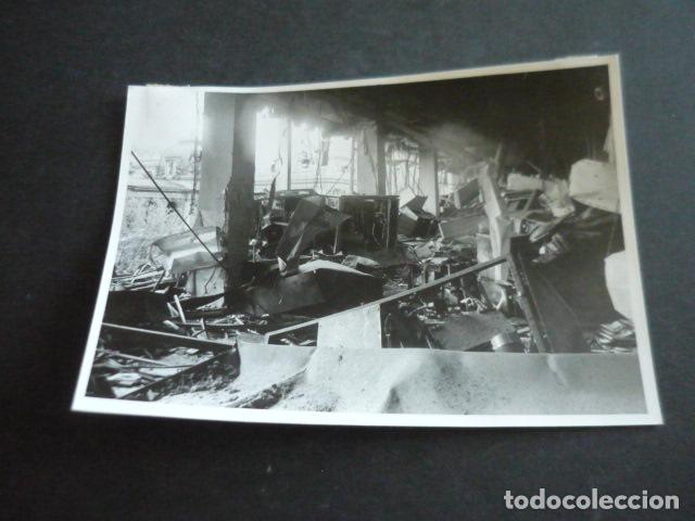 Alte Fotografie: MADRID TELEFONICA RIOS ROSAS ATENTADO TERRORISTA ANTIGUA FOTOGRAFIA ORIGINAL 13 X 18 CM