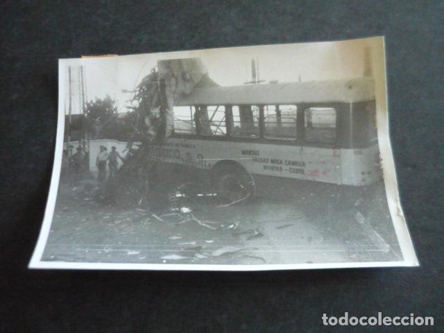 Alte Fotografie: CHIRIVELLA VALENCIA ACCIDENTE FERROVIARIO ANTIGUA FOTOGRAFIA ORIGINAL 13 X 9 CM