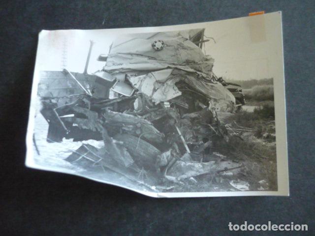 Alte Fotografie: CHIRIVELLA VALENCIA ACCIDENTE FERROVIARIO ANTIGUA FOTOGRAFIA ORIGINAL 13 X 9 CM