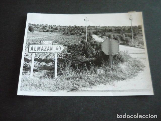 Fotograf&iacute;a antigua: BURGO DE OSMA SORIA ENTORNO RURAL ANTIGUA FOTOGRAFIA ORIGINAL 13 X 18 CM