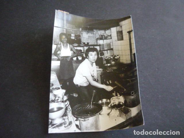 Fotograf&iacute;a antigua: MADRID RESTAURANTE CHINO LA CASA DE PIEDRA CALLE VALVERDE ANTIGUA FOTOGRAFIA ORIGINAL 13 X 18 CM
