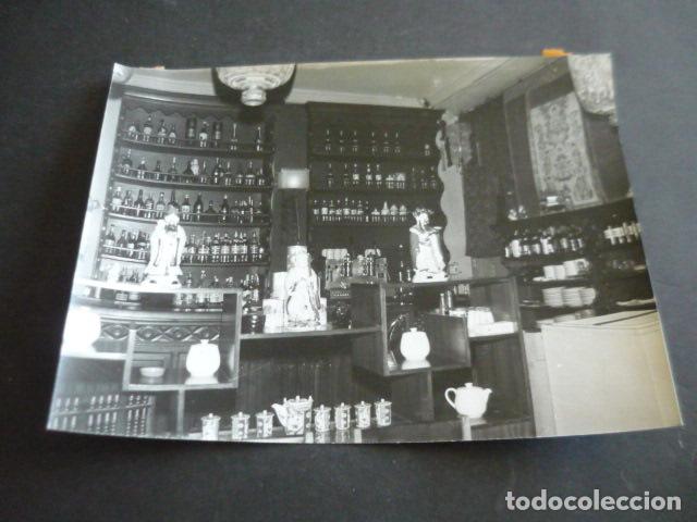 Fotografia antica: MADRID RESTAURANTE CHINO LA CASA DE PIEDRA CALLE VALVERDE ANTIGUA FOTOGRAFIA ORIGINAL 24 X 18 CM