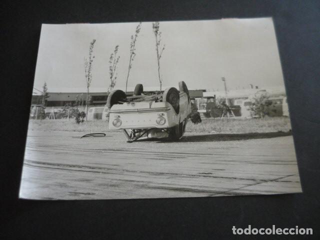 Fotograf&iacute;a antigua: RAFAEL ESCAMILLA PERIODISTA AUTOMOVILISMO ANTIGUA FOTOGRAFIA ORIGINAL 18 X 24 CM