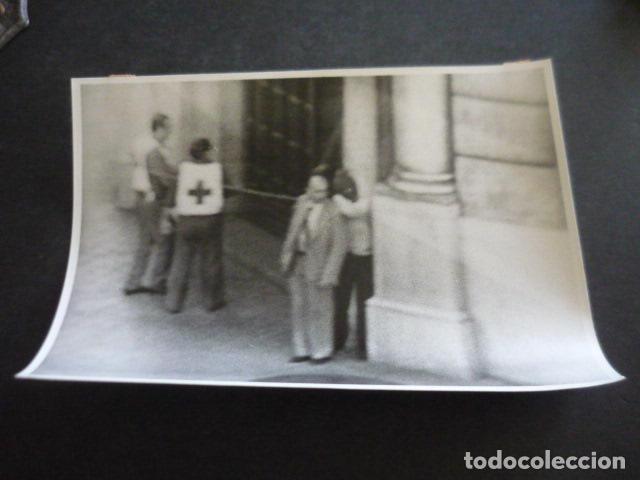 Alte Fotografie: BARCELONA ASALTO AL BANCO CENTRAL ANTIGUA FOTOGRAFIA ORIGINAL 13 X 18 CM