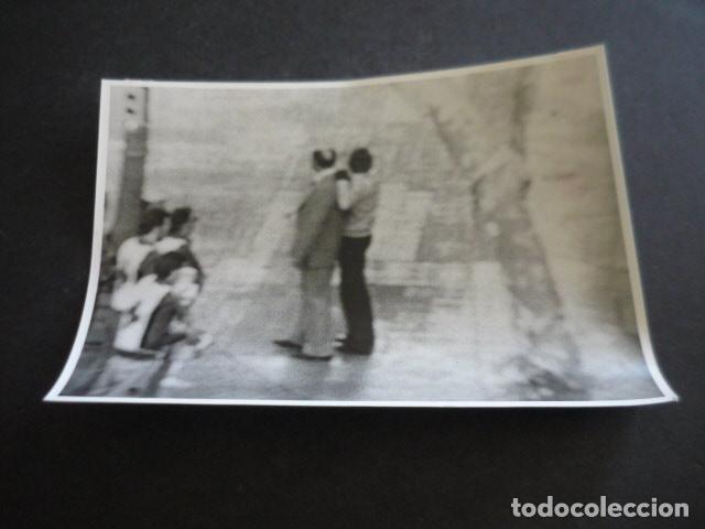 Alte Fotografie: BARCELONA ASALTO AL BANCO CENTRAL ANTIGUA FOTOGRAFIA ORIGINAL 13 X 18 CM
