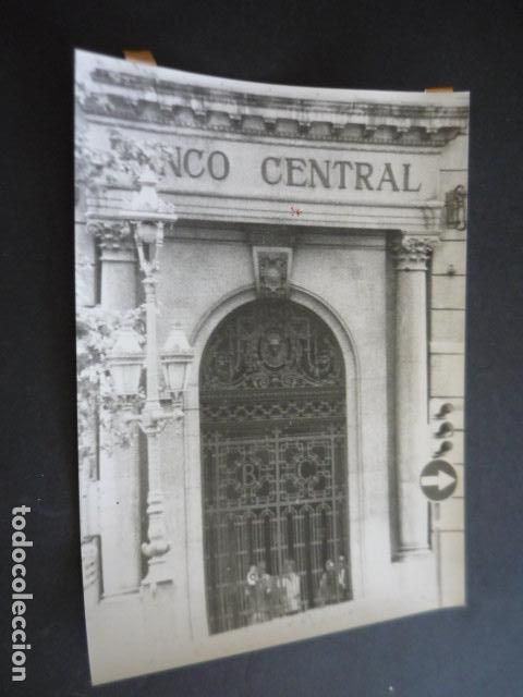 Fotografia antiga: BARCELONA ASALTO AL BANCO CENTRAL ANTIGUA FOTOGRAFIA ORIGINAL 24 X 18 CM