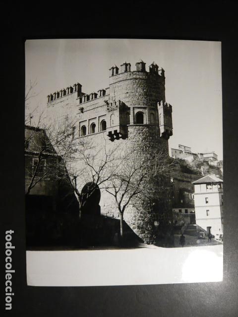 Fotografia antica: TOLEDO PUERTA DEL SOL ANTIGUA FOTOGRAFIA ORIGINAL 25 X 20 CM