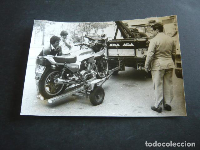 Alte Fotografie: GRUA ASISTENCIA VEHICULOS ADA ANTIGUA FOTOGRAFIA 13 X 18 CM