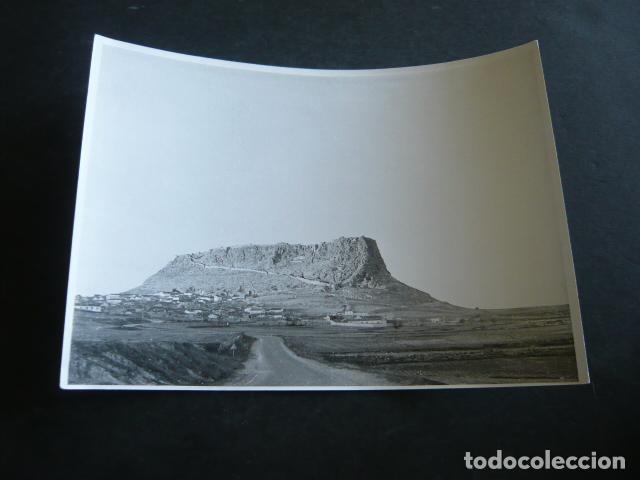 Alte Fotografie: ALBACETE PE&Ntilde;A DE SAN PEDRO ANTIGUA FOTOGRAFIA 12,5 X 17,5 CM