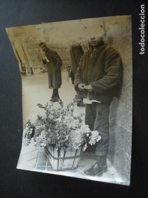 Fotografia antica: MADRID FLORISTA ANTIGUA FOTOGRAFIA ORIGINAL 24 X 18 CM