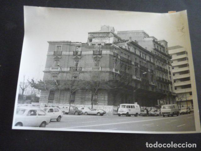 Fotografia antica: MADRID PALACIO DE GAMAZO EN RUINAS ANTIGUA FOTOGRAFIA ORIGINAL 18 X 24 CM